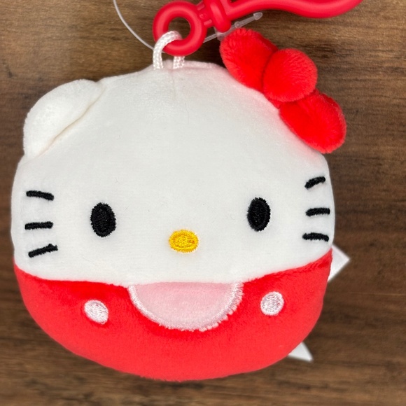 NWT SQUISHMALLOWS Sanrio Mini Plush 3.5" HELLO KITTY Clip On Key Chain Bag NEW - Picture 3 of 11